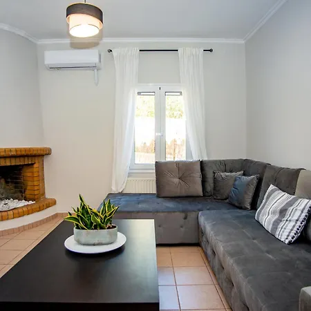 Erasmia's House Ferienhaus *