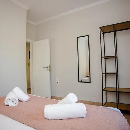 Erasmia's House Feriehus